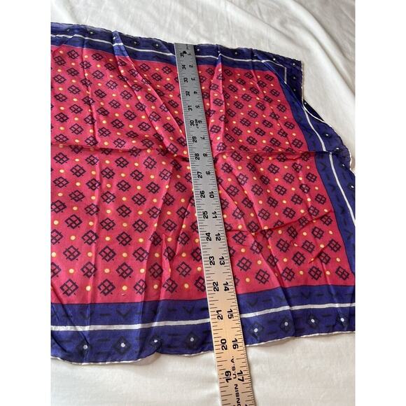 Sally Lee 50s 60s Silk Hand Rolled Japan 16" x 17" Vintage Handkerchief Hankie - Picture 5 of 6